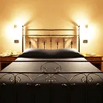 Residenza D'epoca Tamara 4*