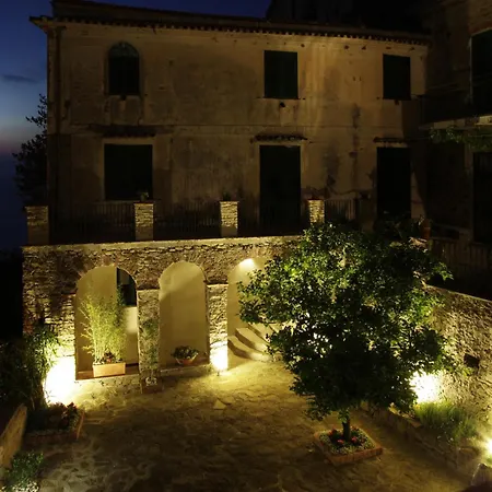 Апарт-отель Residenza D'epoca Tamara 4*