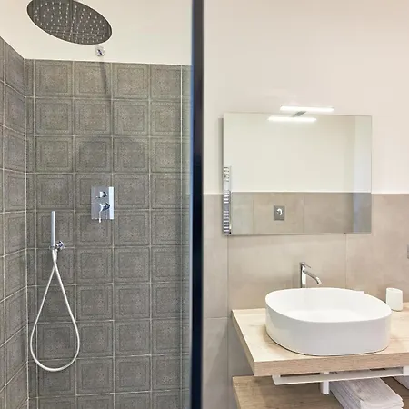 Residenza D'epoca Tamara Aparthotel 4*
