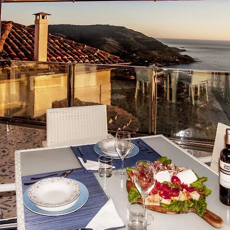 Апарт-отель Residenza D'epoca Tamara Кастеллабате