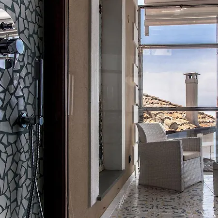 Residenza D'epoca Tamara Кастеллабате