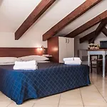 Residenza D'epoca Tamara 4*