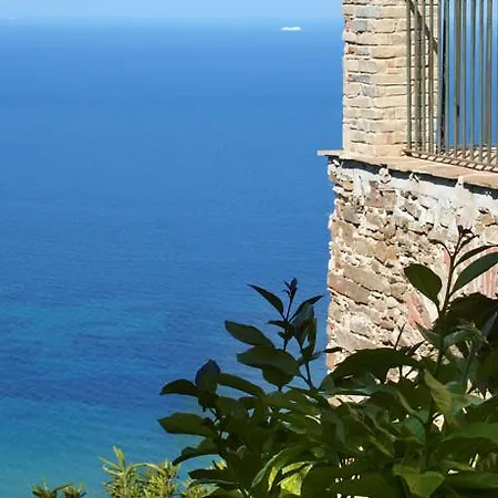 Residenza D'epoca Tamara アパートホテル