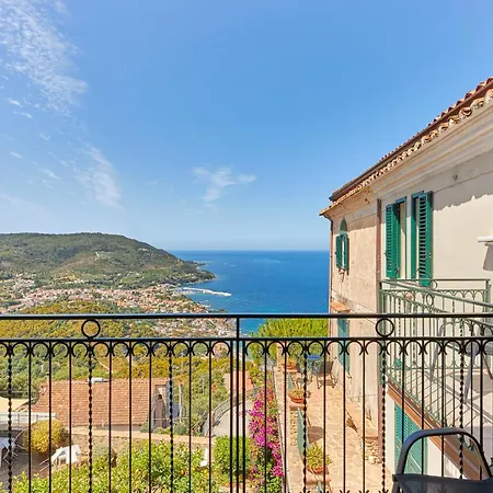 Residenza D'Epoca Tamara Castellabate