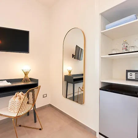 Residenza D'epoca Tamara カステッラバーテ