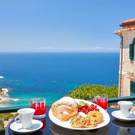 Aparthotel Residenza D'Epoca Tamara 3*