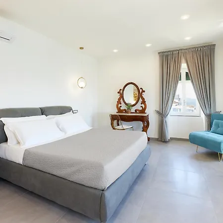 Residenza D'Epoca Tamara 3*