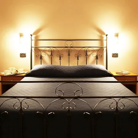 Residenza D'Epoca Tamara 4*