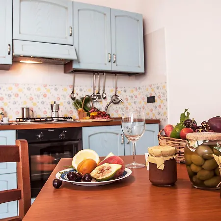 アパートホテル Residenza D'epoca Tamara 3*